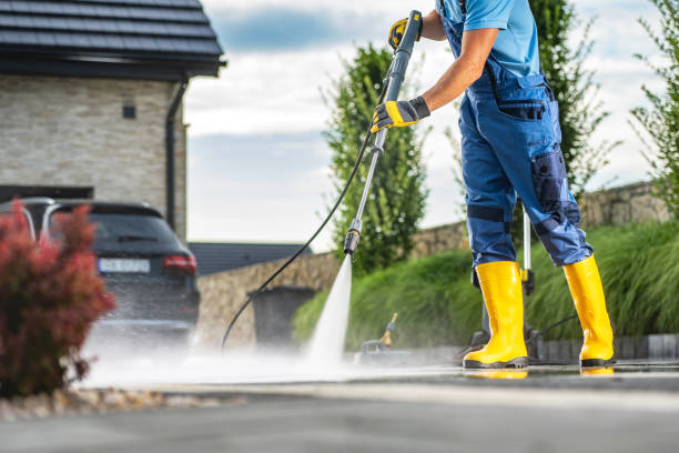 Best Driveway Pressure Washing  in Byron, IL